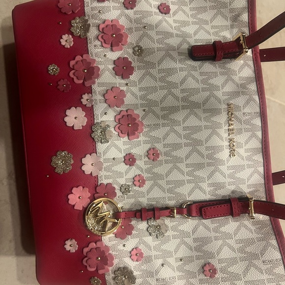 Pink Flower Vintage Michael Kors Purse - Picture 5 of 15